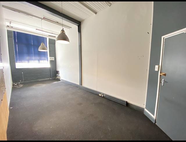 53M² OFFICE TO LET IN GARDENS